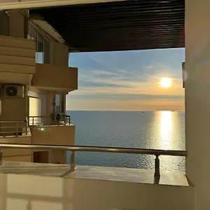 Apartment Beachfront Marilyn, Durres
